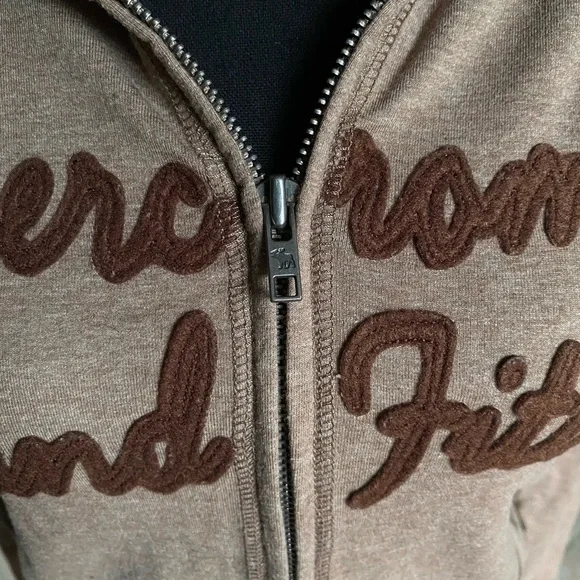 Vintage Abercrombie light brown zip up hooded sweater! - Picture 4 of 12
